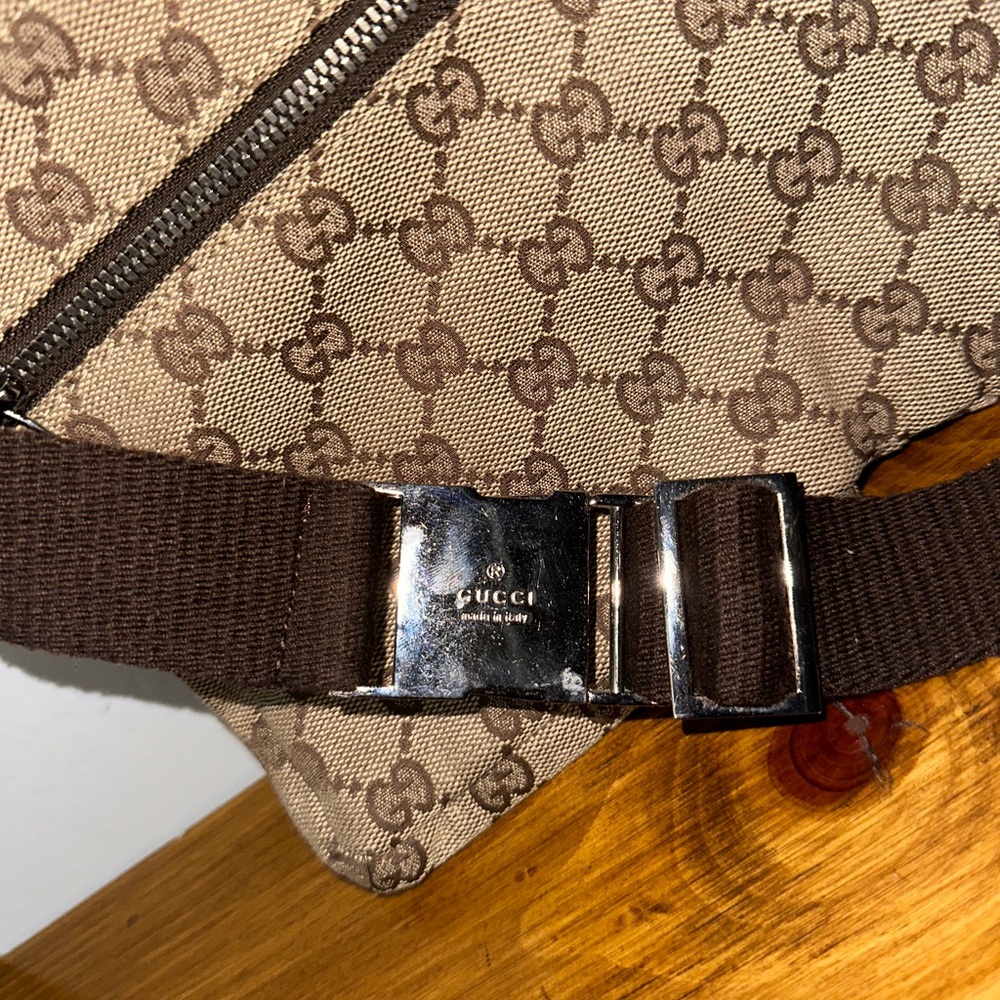 Gucci brown monogram waist fanny pack - Picture 6 of 11